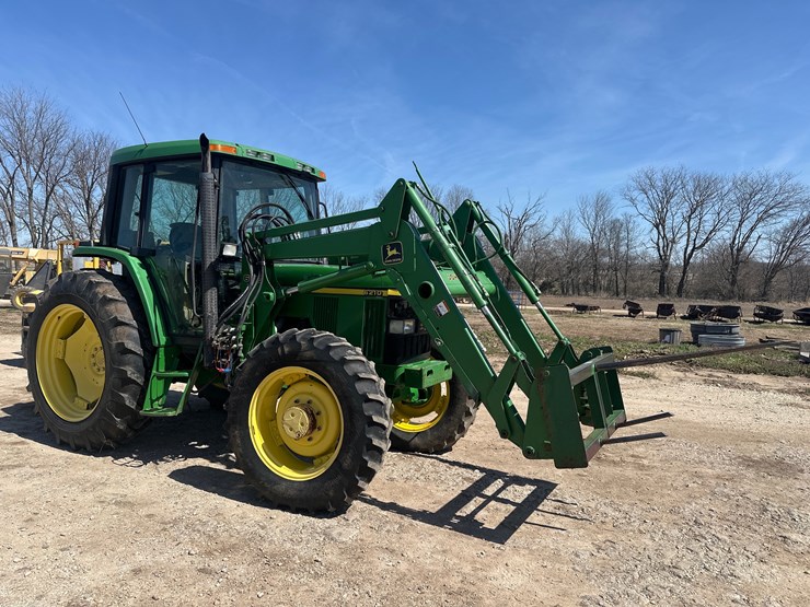 2000-john-deere-6210-image-24