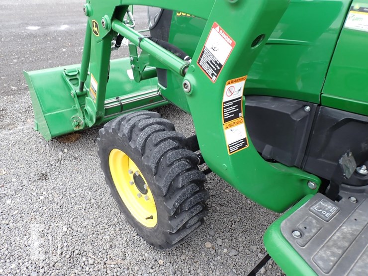 2021-john-deere-3038e-image-13