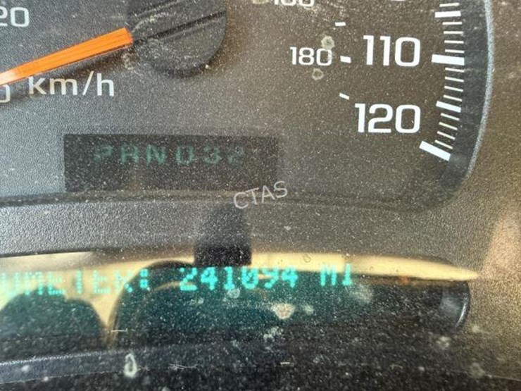 2003-chevrolet-2500-image-24