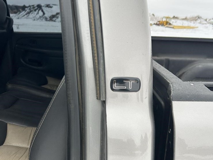 2007-chevrolet-silverado-2500hd-image-23