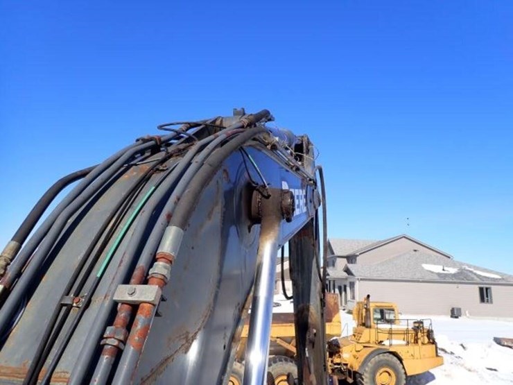 2012-deere-350d-lc-image-40