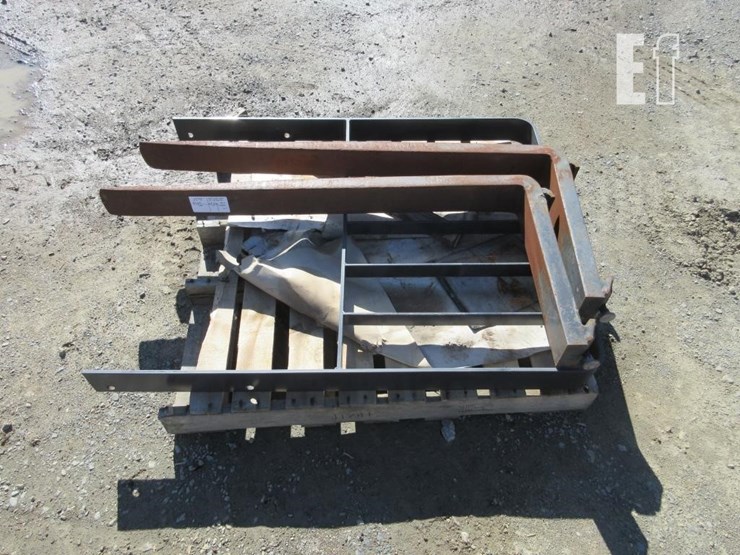 set-of-45"-x-4"-fork-tines-&-37"-fork-cage-image-1