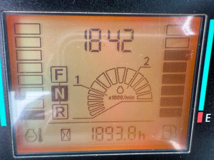 2021-hitachi-zw50-5b-image-59