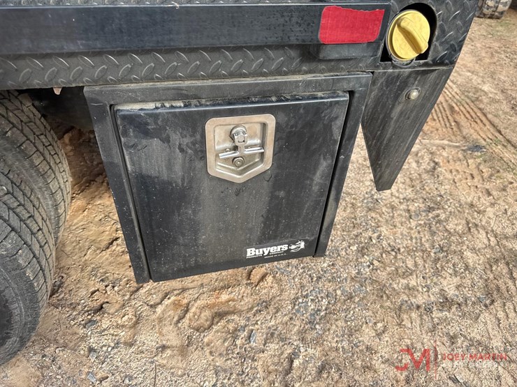 2020-ford-f350-xl-image-12