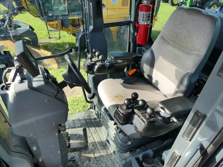 2020-deere-670gp-image-15