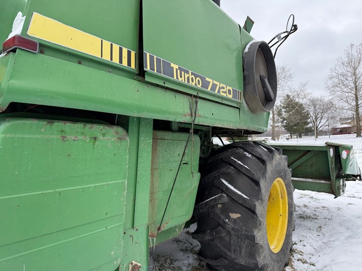 john-deere-7720-image-12