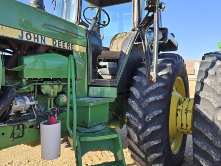 john-deere-4640-image-17