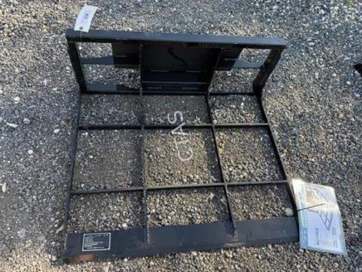 #230-•-mini-skid-steer-land-leveler-image-1