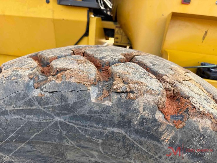 2006-volvo-g946-image-18