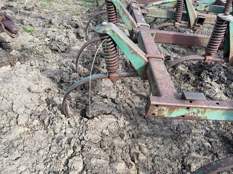 john-deere-17-image-27