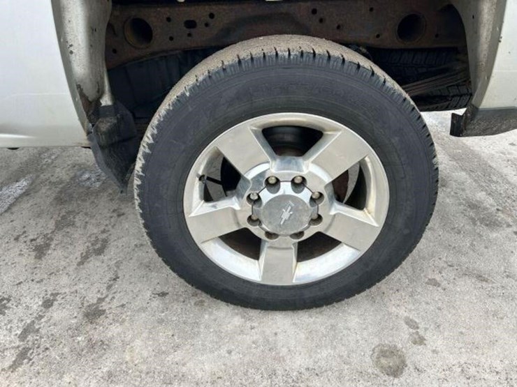 2018-chevrolet-silverado-2500hd-image-104