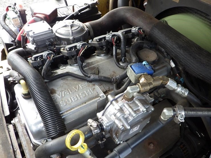 hyster-50xt-forklift-image-18