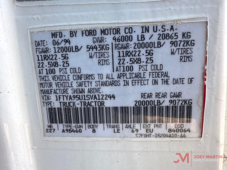 1995-ford-tractor-image-33