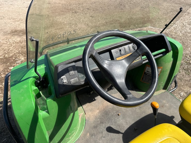 john-deere-gator-tx-image-8