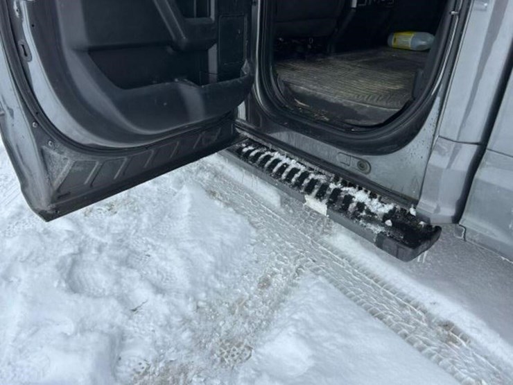 2017-ford-f150-xlt-image-25