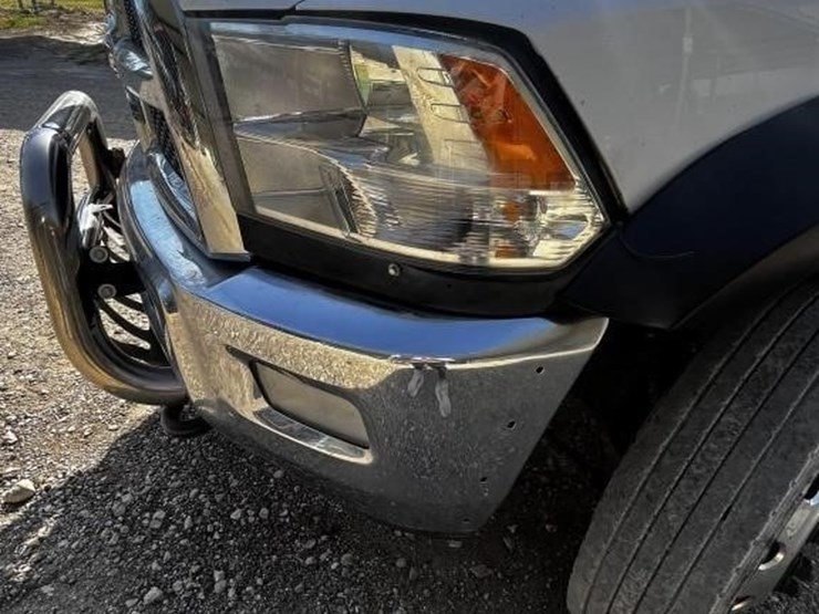 2014-dodge-ram-5500-image-10