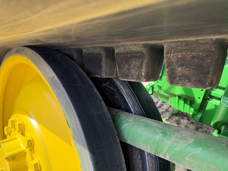 john-deere-8320rt-image-14