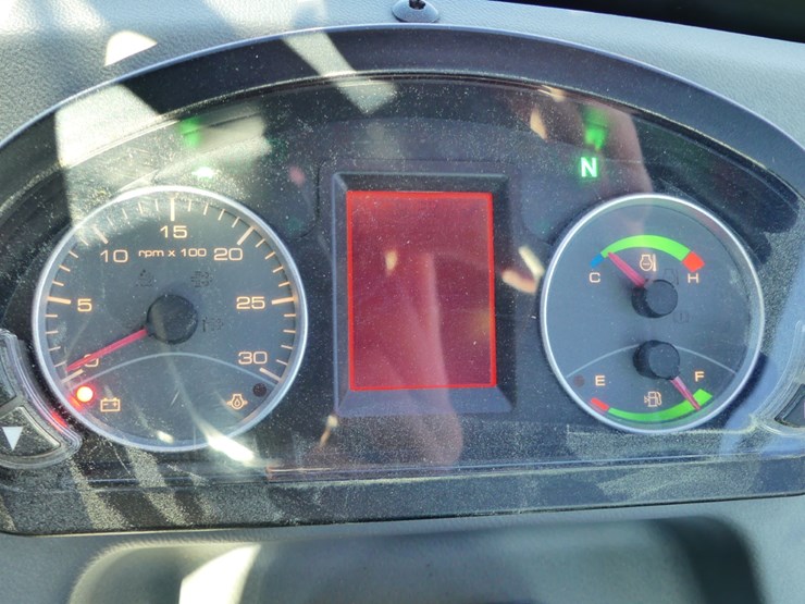 hitachi-zw95-image-15