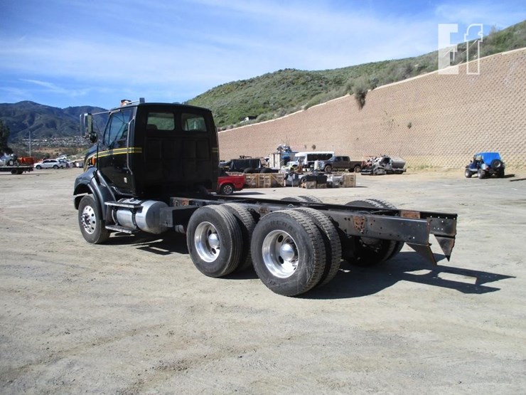 2008-sterling-l9500-image-4