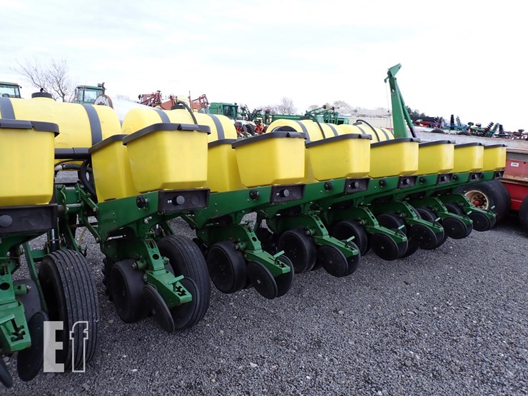 john-deere-1750-image-9