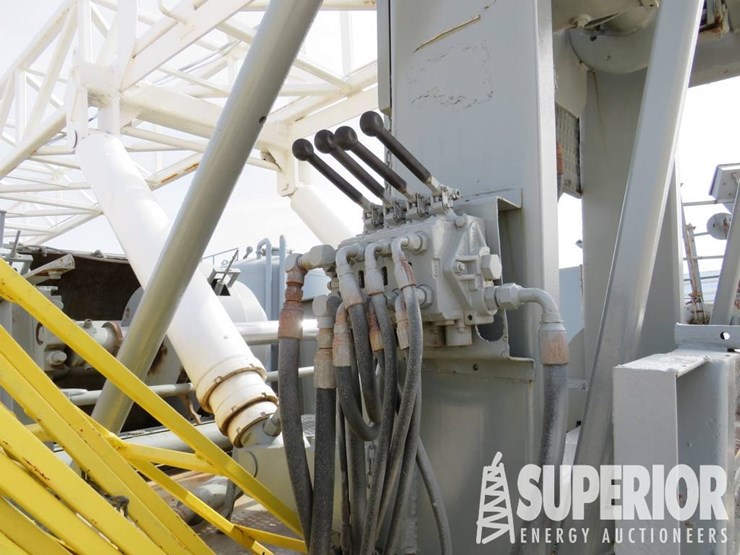 international-f2574-image-19