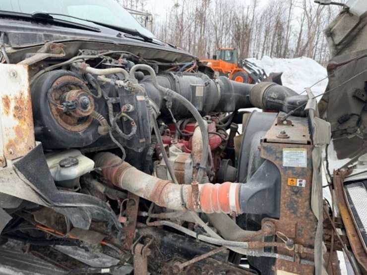 2009-ford-f650-xlt-image-27