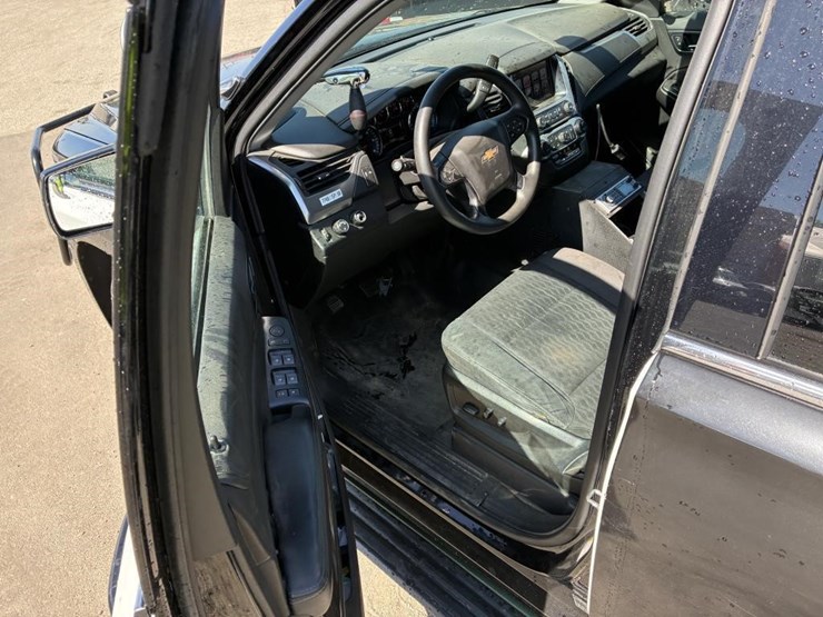 2020-chevrolet-tahoe-image-13