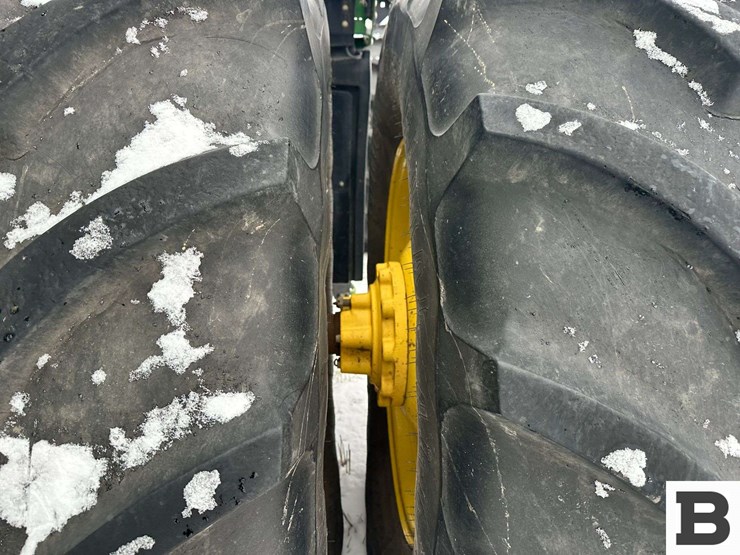 2005-john-deere-9320-image-30