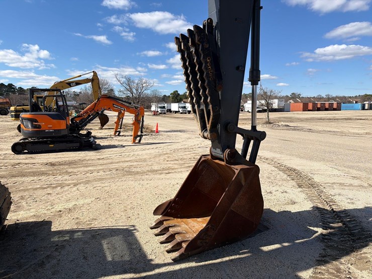 2020-deere-160g-image-15