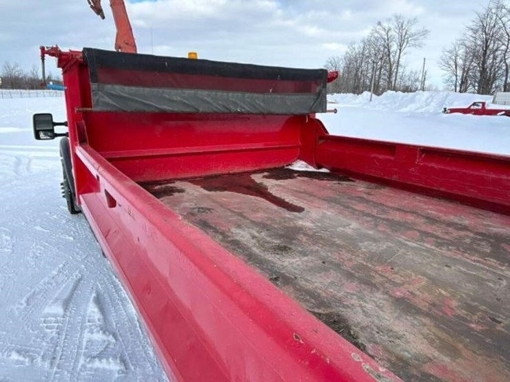 2015-ford-f550-xl-image-52