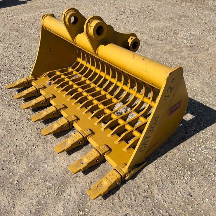 CATERPILLAR 304
