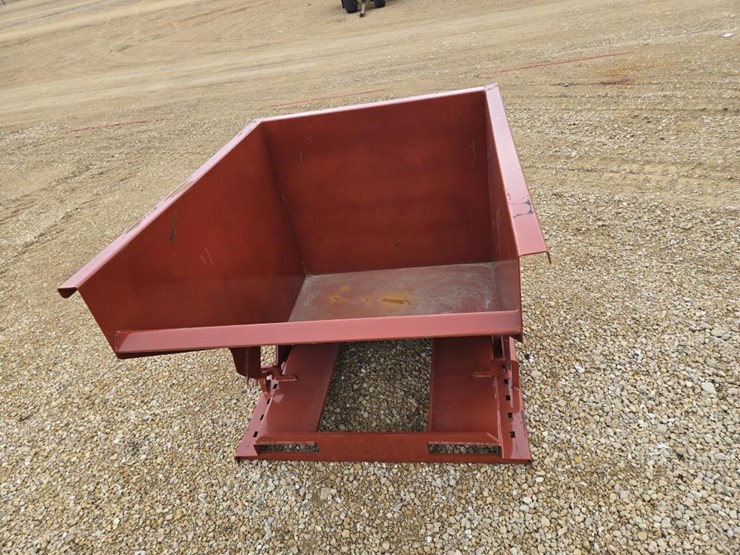 #7935-•-new-2-yd-self-dumping-hopper-image-5