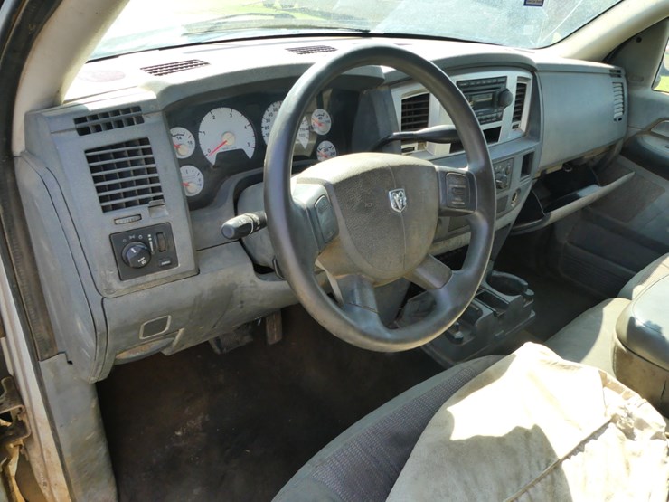 2007-dodge-ram-3500-image-12