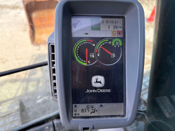 2020-deere-160g-image-29