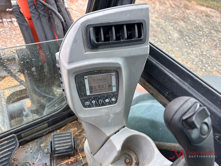 2012-kubota-kx057-4-image-23