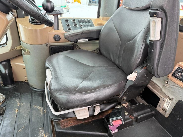 case-521d-xt-image-51