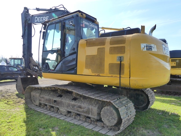 2012-deere-160g-image-4