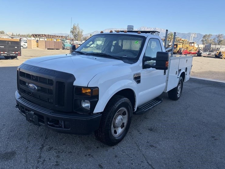 2009-ford-f350-image-1