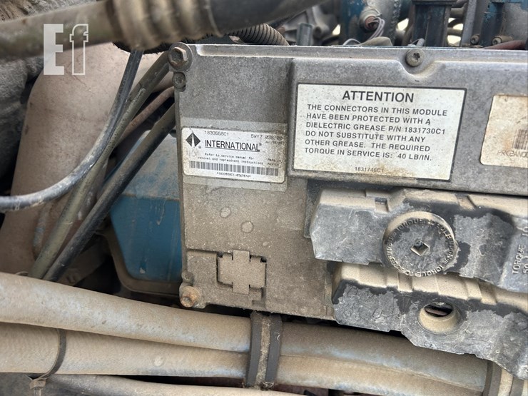 2002-international-4700-image-43