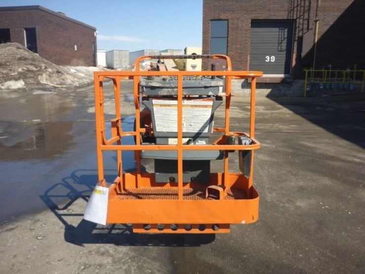 2008-jlg-e400ajpn-image-8