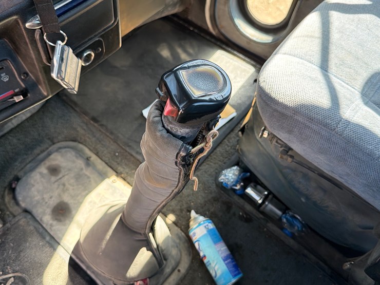 1988-peterbilt-378-image-21