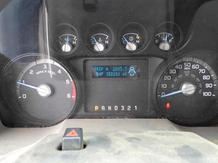 2012-ford-f550-image-30