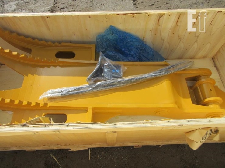 excavator-hydraulic-thumb-attachment-image-1