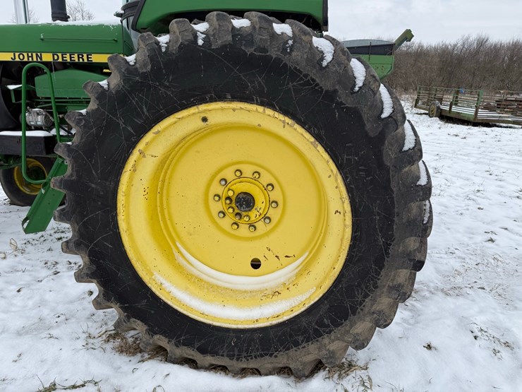john-deere-4650-image-25