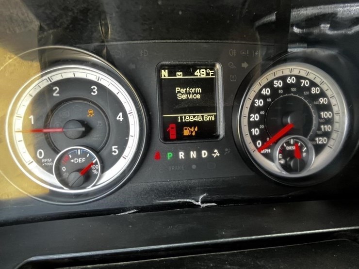 2014-dodge-ram-5500-image-30