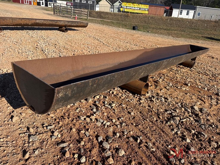 new-26"-x-20'-heavy-duty-cattle-feed-trough-w/-drain-holes-image-2