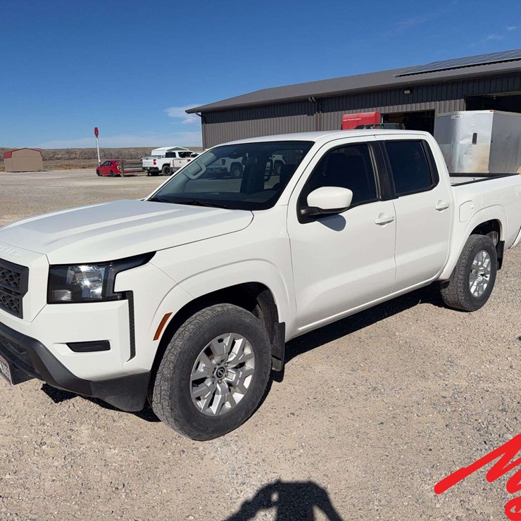 2022 NISSAN FRONTIER SV