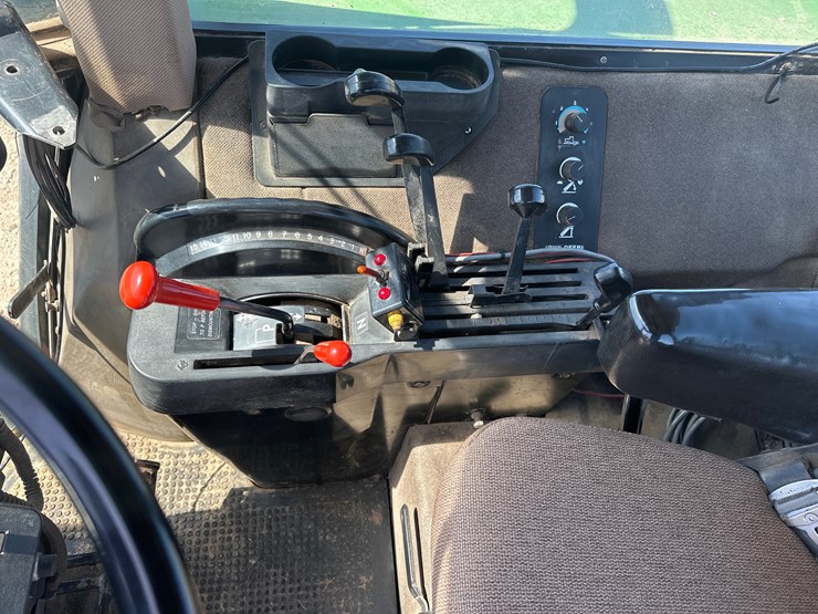 1993-john-deere-4960-image-11