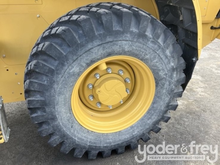 2021-caterpillar-910-image-4