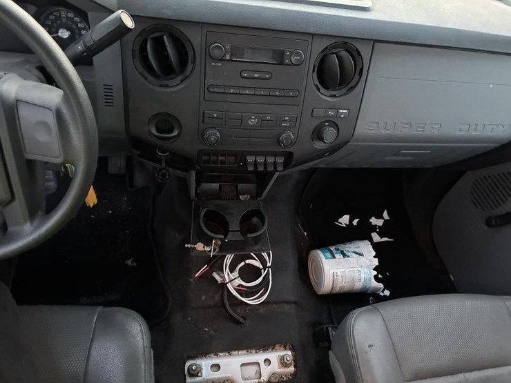 2013-ford-f250-sd-image-13